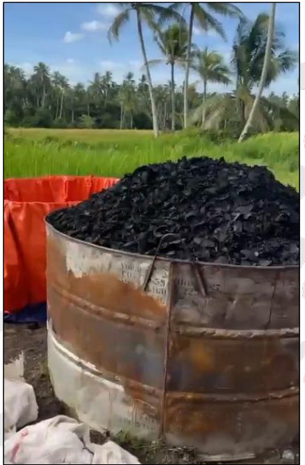 Material hasil proses di wadah